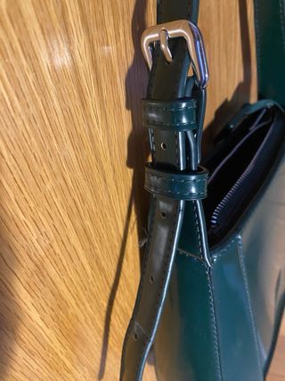 Bolso Zara verde botella