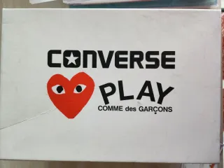 Converse x CDG Play Corazón Rojo Blanco