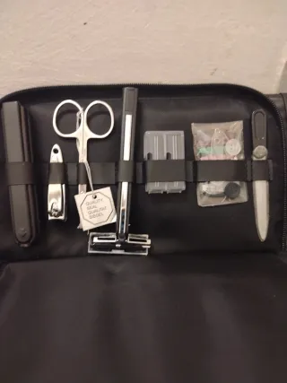 Neceser estuche manicura negro hombre