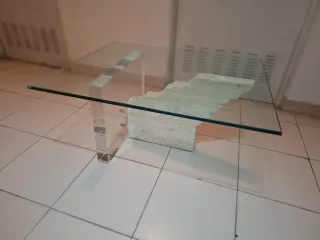 Mesa de centro cristal, piedra y metacrilato