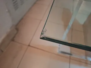 Mesa de centro cristal, piedra y metacrilato