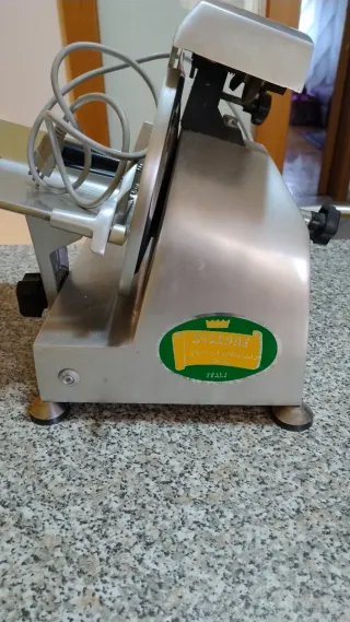 Affettatrice professionale