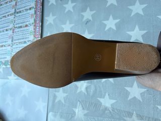 Botín tacón bajo marrón nuevos sin usar