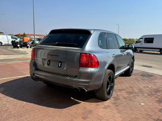 Porsche Cayenne 3.2
