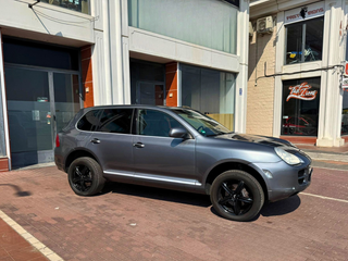 Porsche Cayenne 3.2