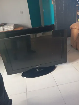 2 Televisores Samsung Negros