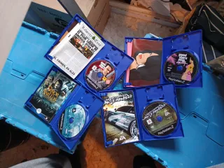 Pack 4 Juegos PS2: GTA Vice City, LOTR, NFS