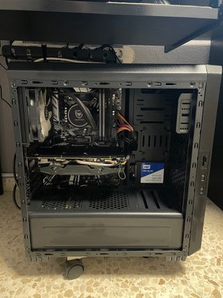 PC Gaming i7 9700K 32GB RAM RX 580 SSD NVMe