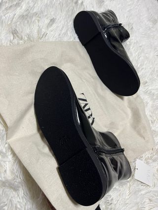 Botas niña Zara charol negras sin estrenar