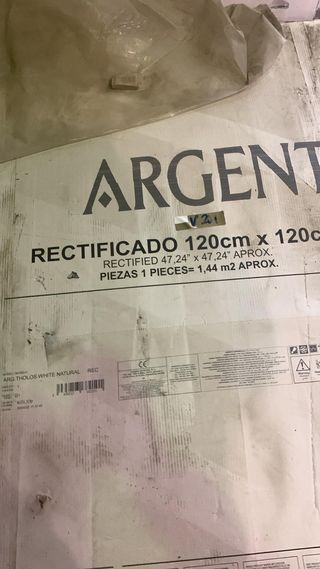 Suelo porcelánico ARGENTA THOLOS WHITE 120 × 120