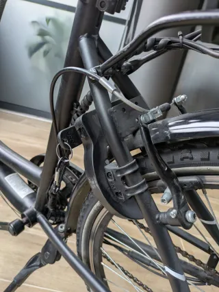 Bici Eléctrica Urbana Negra