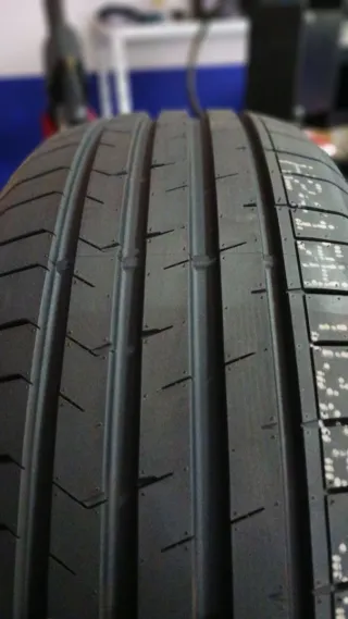 215/55 R18 99W LANVIGATOR CATCHPOWER PLUS