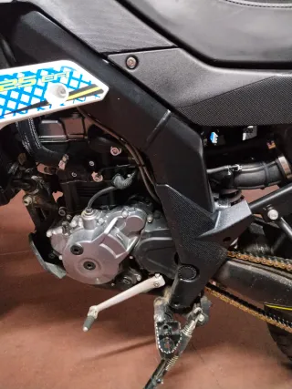 UM DSR 125 EFI