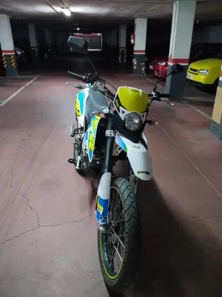 UM DSR 125 EFI