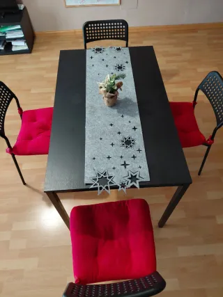 Mesa SANDSBERG 110x67 + 4 Sillas ADDE