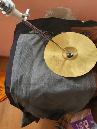 Plato de batería Tribal con brazo y agarre