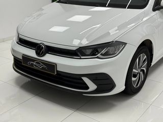 VOLKSWAGEN Polo 1.0 TSI Life desde 235€/mes*