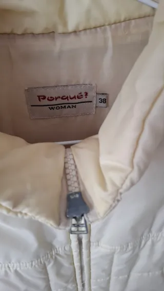 Chaqueta acolchada beige mujer