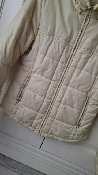 Chaqueta acolchada beige mujer