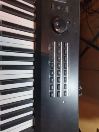 Teclado Kurzweil SP-8 + Estuche