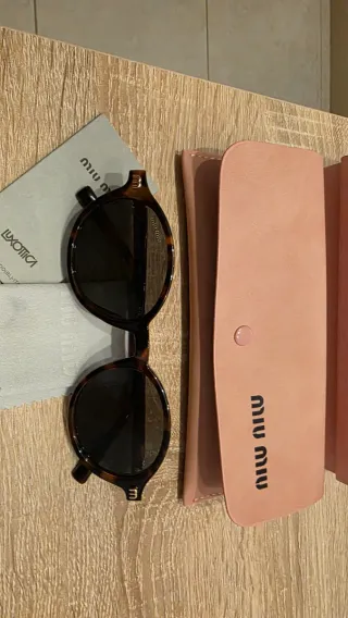 Gafas de sol Miu Miu Tortoise