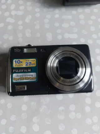 Cámara Fujifilm Finepix F70 EXR 10x Zoom