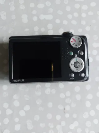 Cámara Fujifilm Finepix F70 EXR 10x Zoom