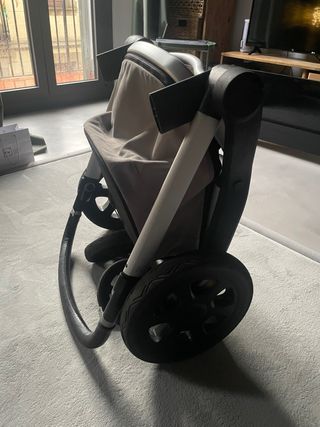 Cochecito Joolz Day² + capazo + sombrilla