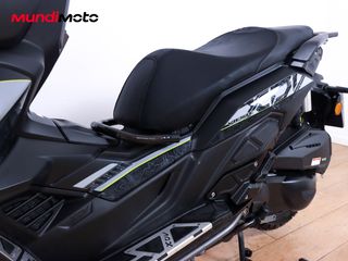 KEEWAY VIESTE 300 XDV