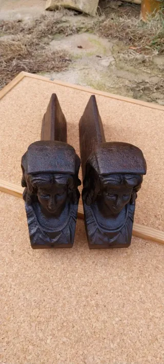 Pareja Morillos Hierro Fundido