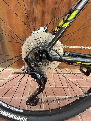 Bicicleta Trek X-Caliber 9 MTB