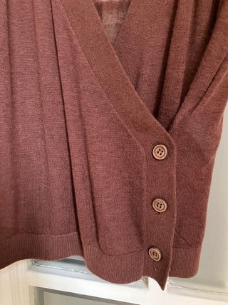 Cardigan ZARA 100% lana, cruzado con botones