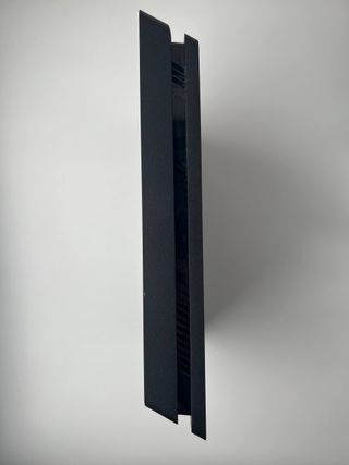 Playstation 4 Slim 1TB Nera - Software 10.01