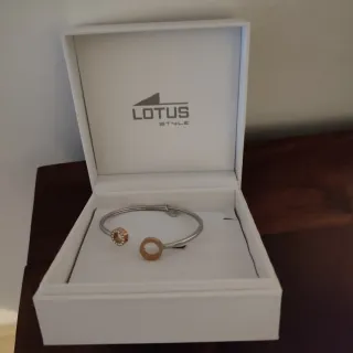 Pulsera Lotus Mujer de acero Oro y Plata