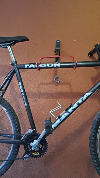 Soporte de pared para bicicleta