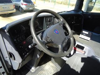 Scania P 400-CAMIONES FRIGORIFICOS