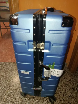 Maleta azul 20kg