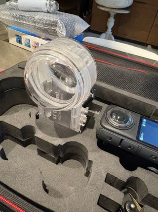 Cámara de acción Insta360 X4