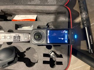 Cámara de acción Insta360 X4