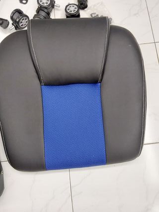 Sedia da Gaming PYC Almansa in similpelle Nero e Blu