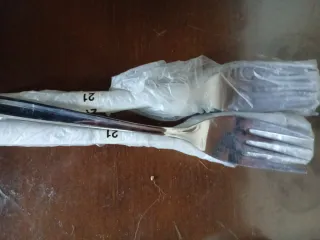 Set di posate in metallo 12 cucchiai, forchetta e coltello