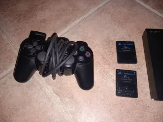 Consola PlayStation 2 Slim + 4 Juegos