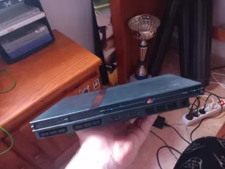 Consola PlayStation 2 Slim + 4 Juegos