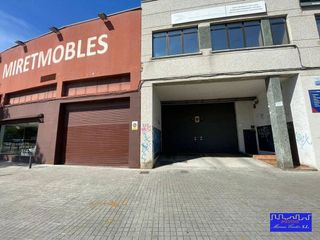 Garaje en venta en Centre en Hospitalet de Llobregat, L´