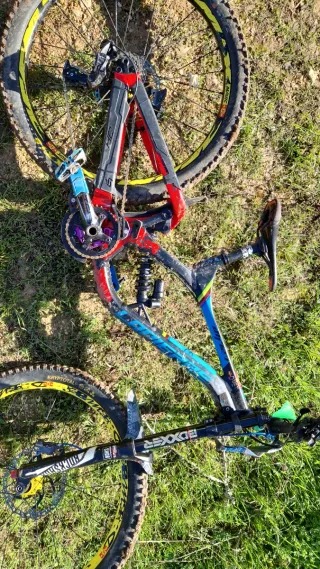 Bici DH Lapierre