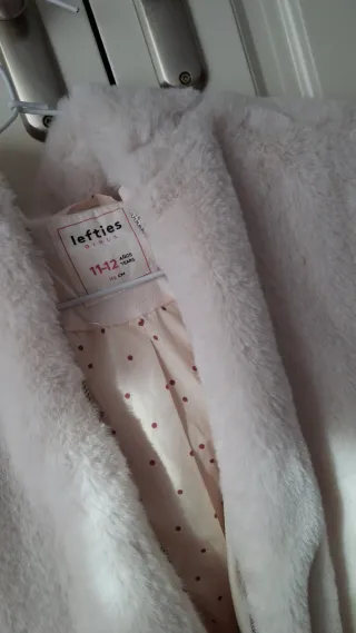 Abrigo pelo blanco niña