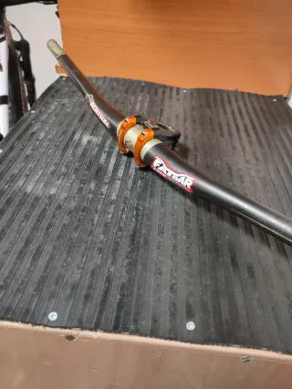 Manillar Renthal Fatbar Lite Carbon + Potencia Fun