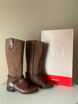 Botas altas Wonders piel marrón T-39
