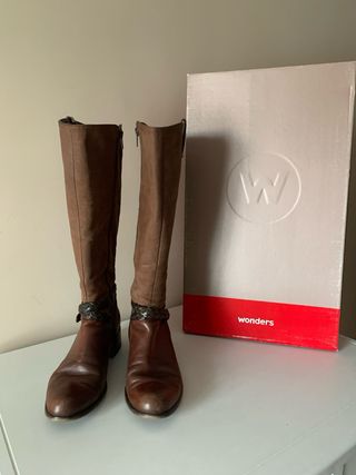 Botas altas Wonders piel marrón T-39