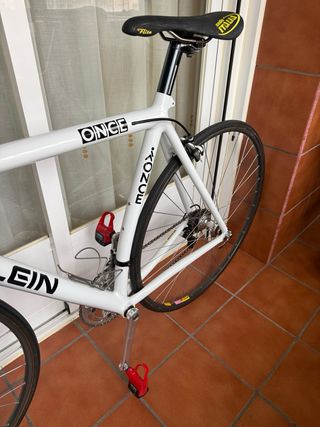 Klein Prototipo Once